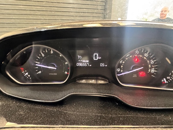 Used Peugeot 2008 2017 for sale - 75544143: Photo 27