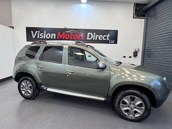 Used Dacia Duster 2015 for sale - 77090919: Photo