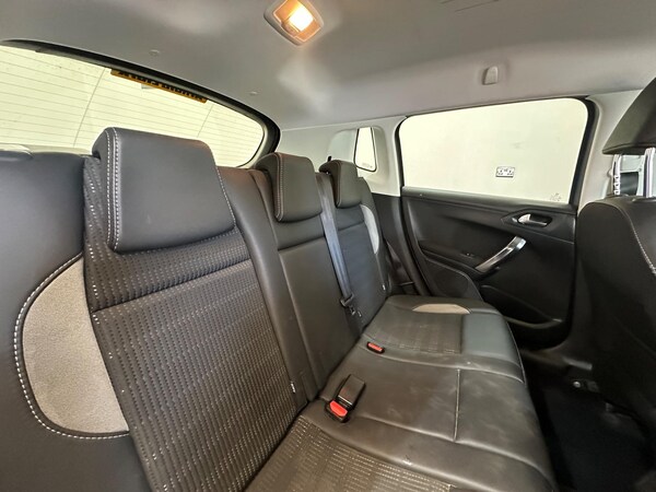 Used Peugeot 2008 2016 for sale - 76317857: Photo 17