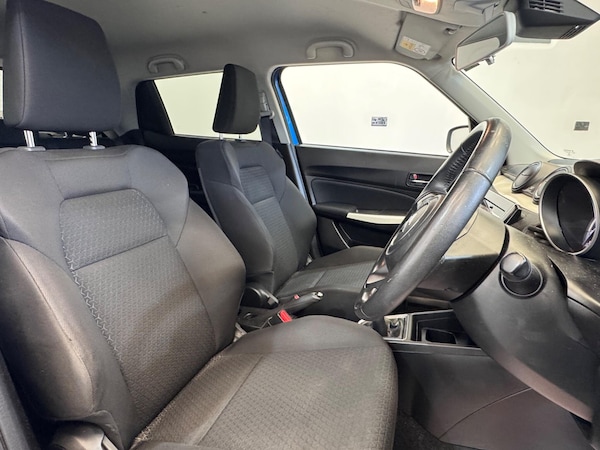 Used Suzuki Swift 2018 for sale - 76167197: Photo 13