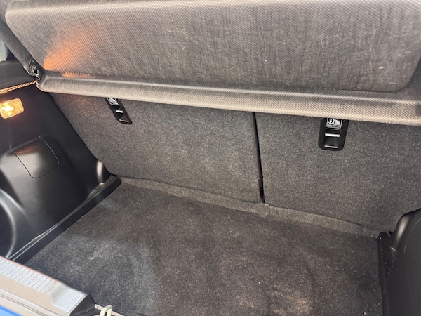 Used Suzuki Swift 2018 for sale - 76167197: Photo 28