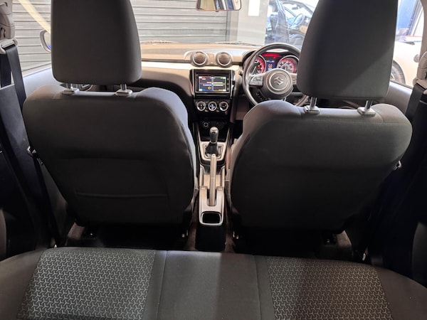 Used Suzuki Swift 2018 for sale - 76167197: Photo 29