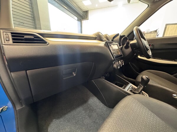 Used Suzuki Swift 2018 for sale - 76167197: Photo 31