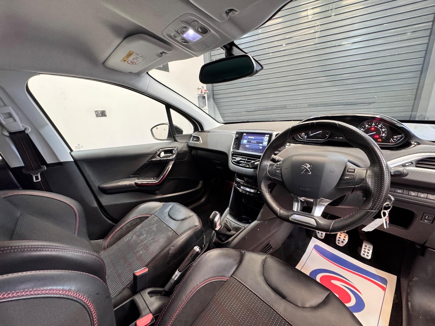 Used Peugeot 208 2016 for sale - 76714731: Photo 10