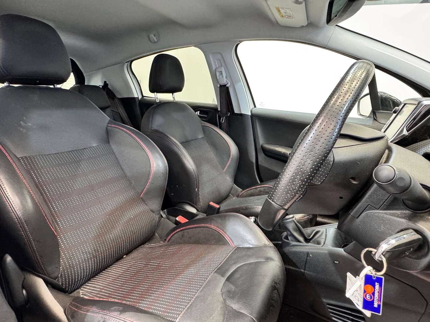 Used Peugeot 208 2016 for sale - 76714731: Photo 16