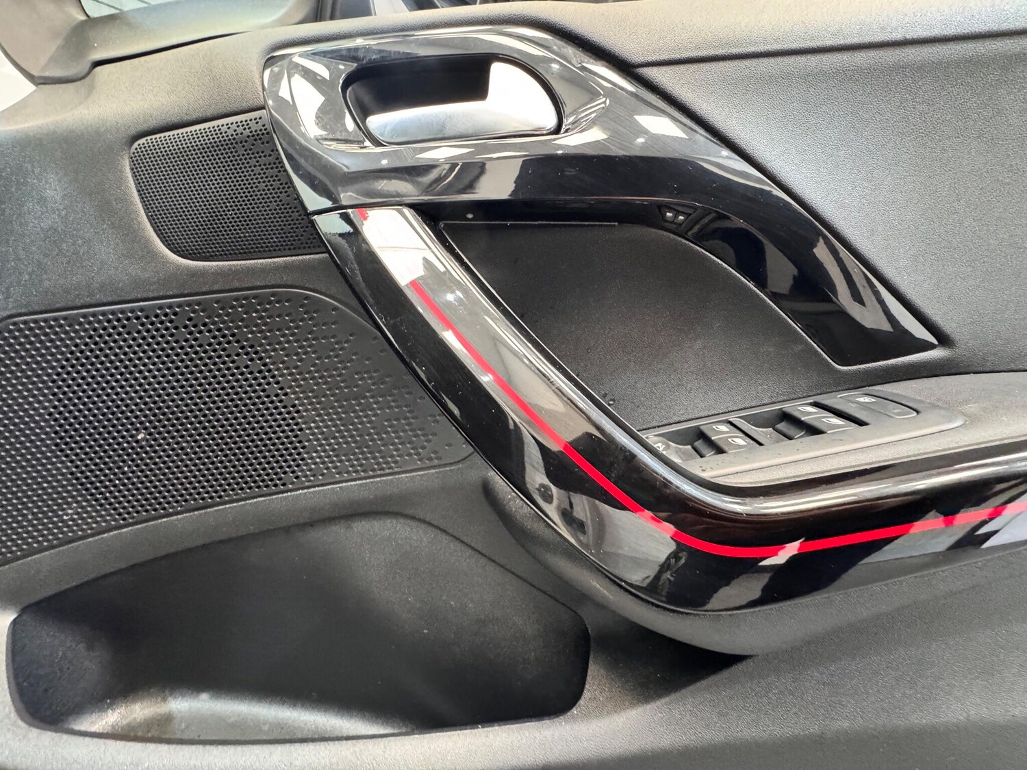 Used Peugeot 208 2016 for sale - 76714731: Photo 29