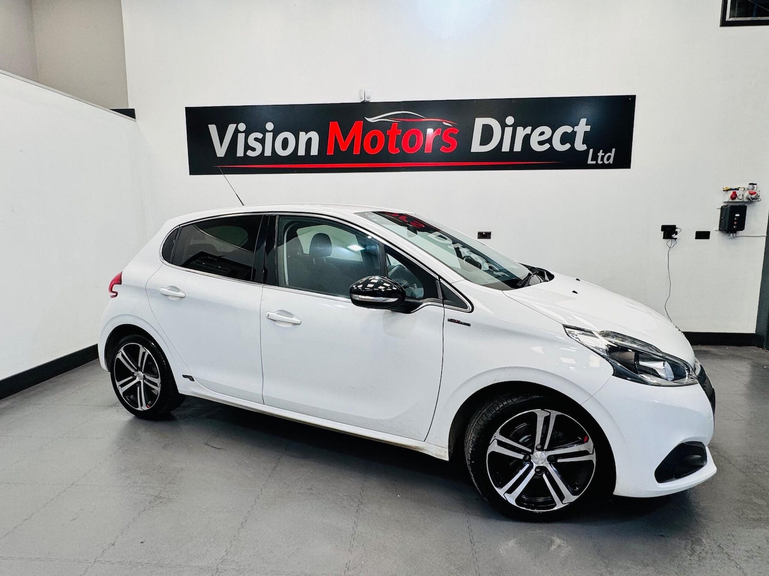 Used Peugeot 208 2016 for sale - 76714731: Photo 6