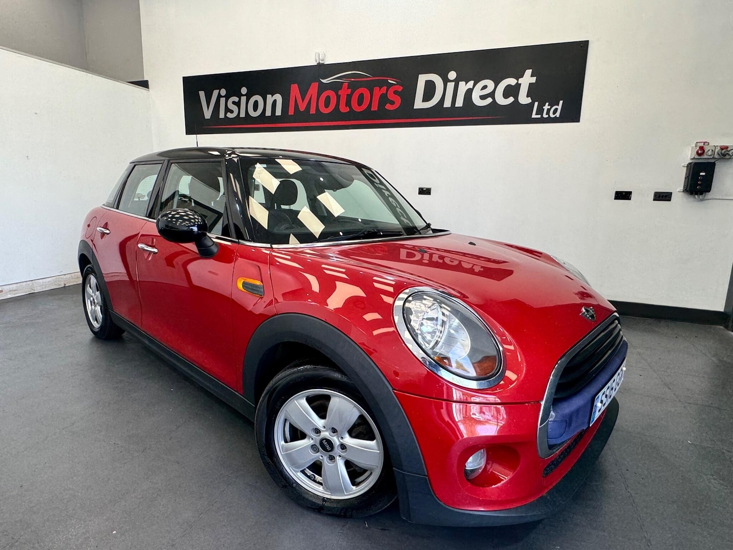 Used MINI Hatch 2016 for sale - 76765179: Photo 1