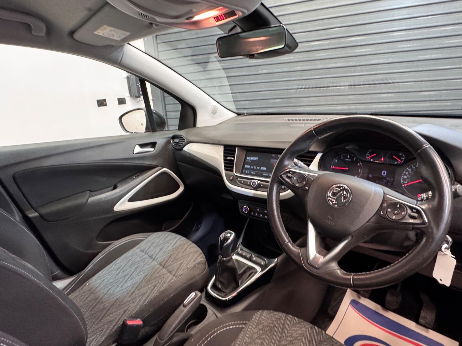 Used Vauxhall Crossland X 2020 for sale - 76714401: Photo 2