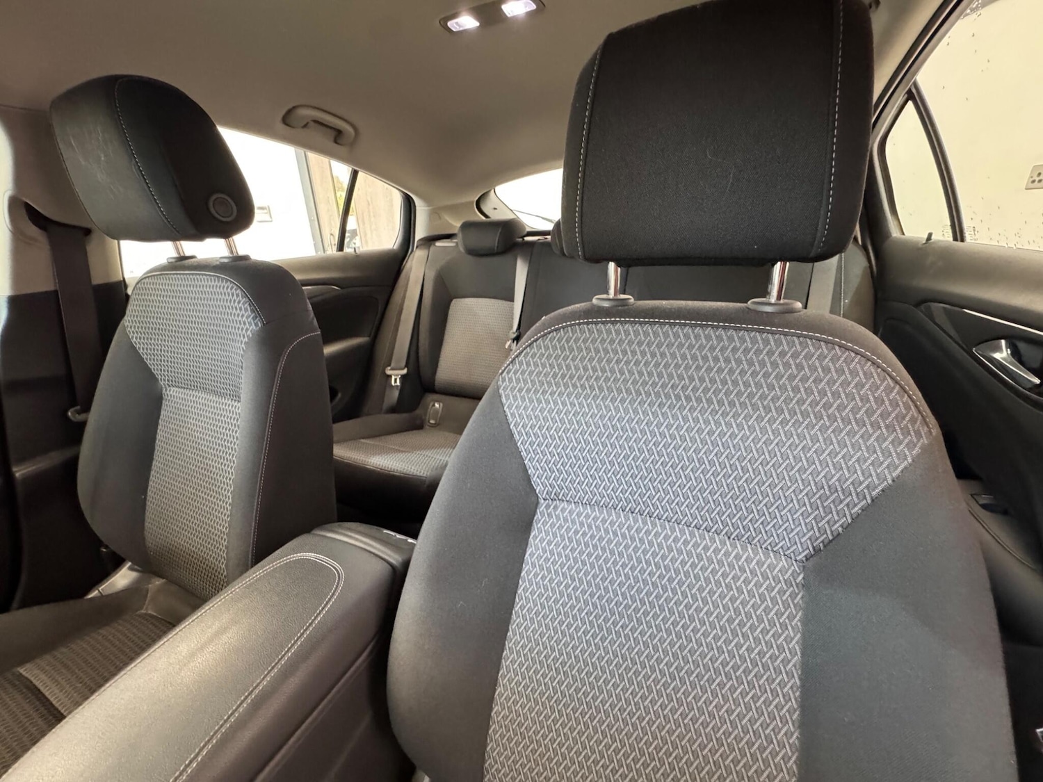 Used Vauxhall Insignia 2020 for sale - 76167075: Photo 30