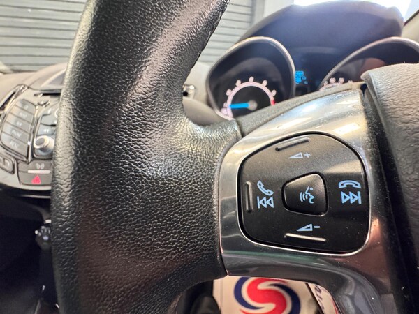 Used Ford Fiesta 2016 for sale - 75543966: Photo 17