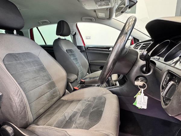 Used Volkswagen Golf 2015 for sale - 75577918: Photo 14