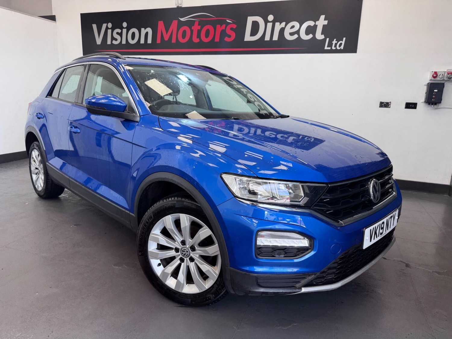 Used Volkswagen T-Roc 2019 for sale - 75782055: Photo 1