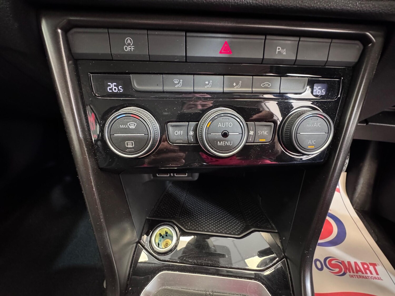 Used Volkswagen T-Roc 2019 for sale - 75782055: Photo 25