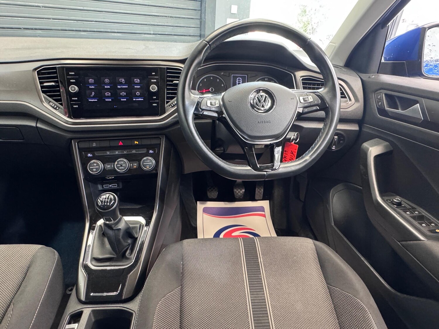 Used Volkswagen T-Roc 2019 for sale - 75782055: Photo 29