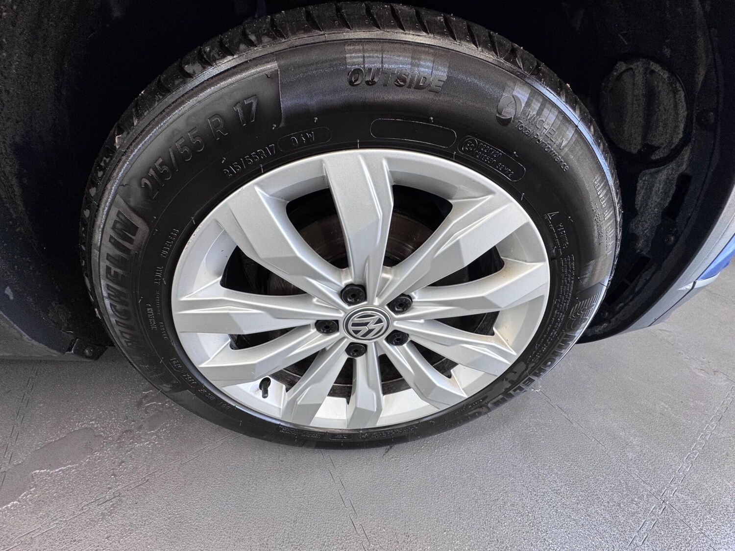 Used Volkswagen T-Roc 2019 for sale - 75782055: Photo 5