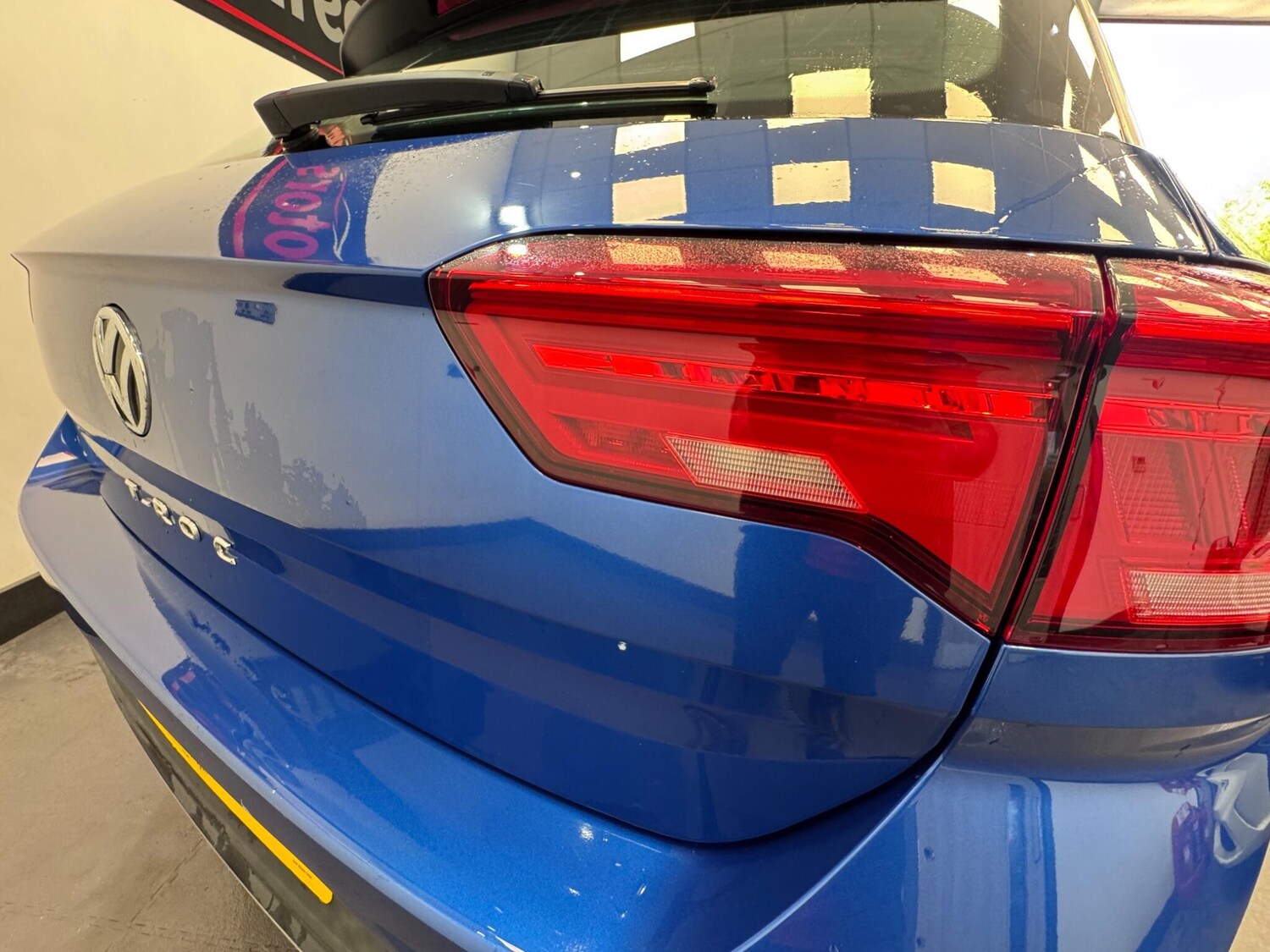 Used Volkswagen T-Roc 2019 for sale - 75782055: Photo 8