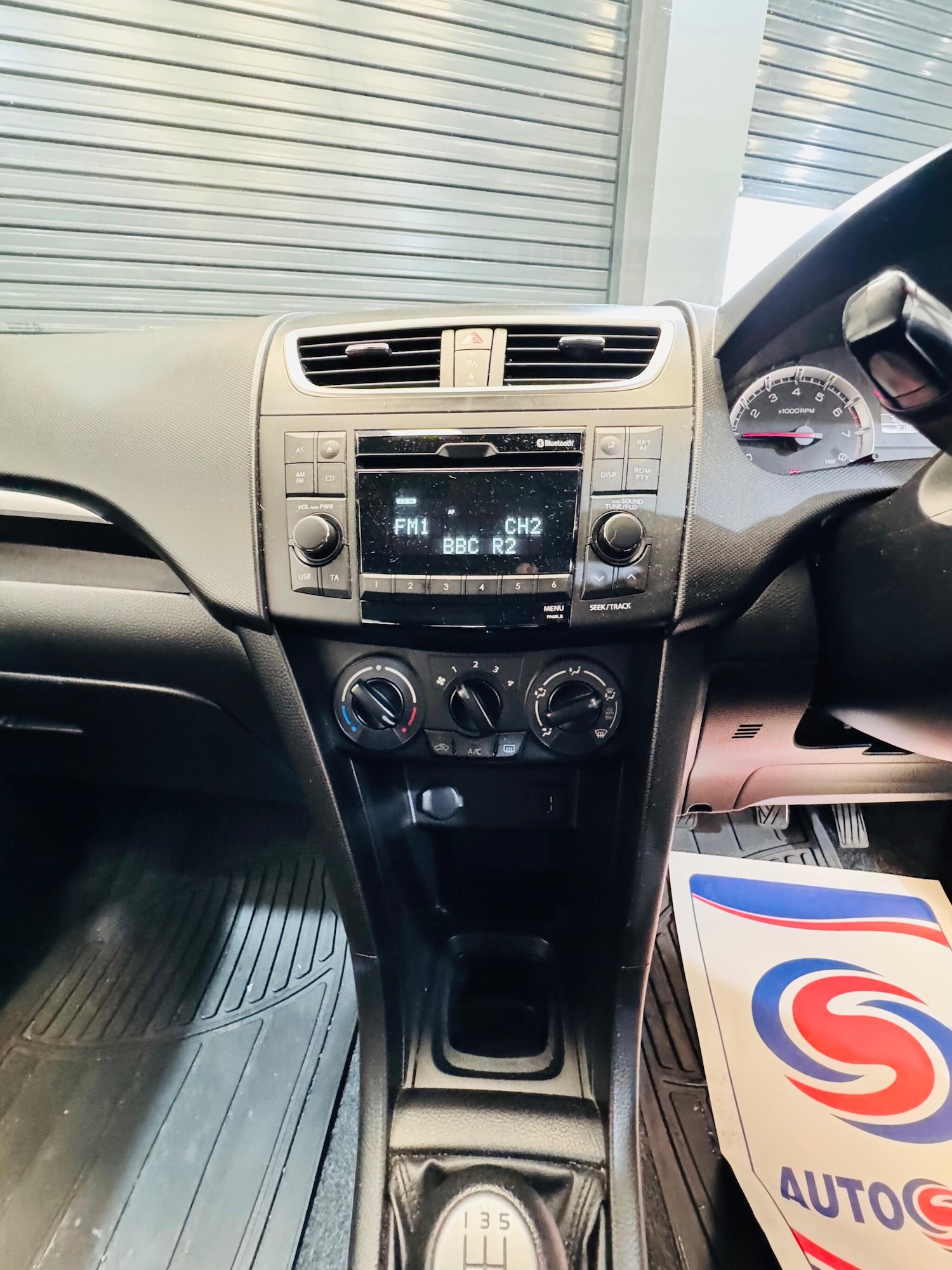 Used Suzuki Swift 2015 for sale - 76886586: Photo 10