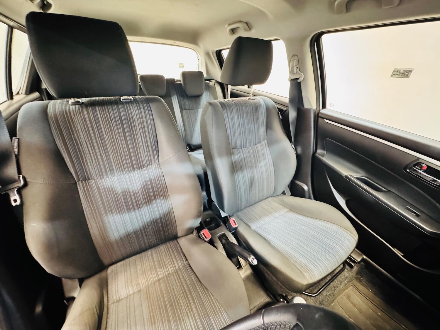 Used Suzuki Swift 2015 for sale - 76886586: Photo 15