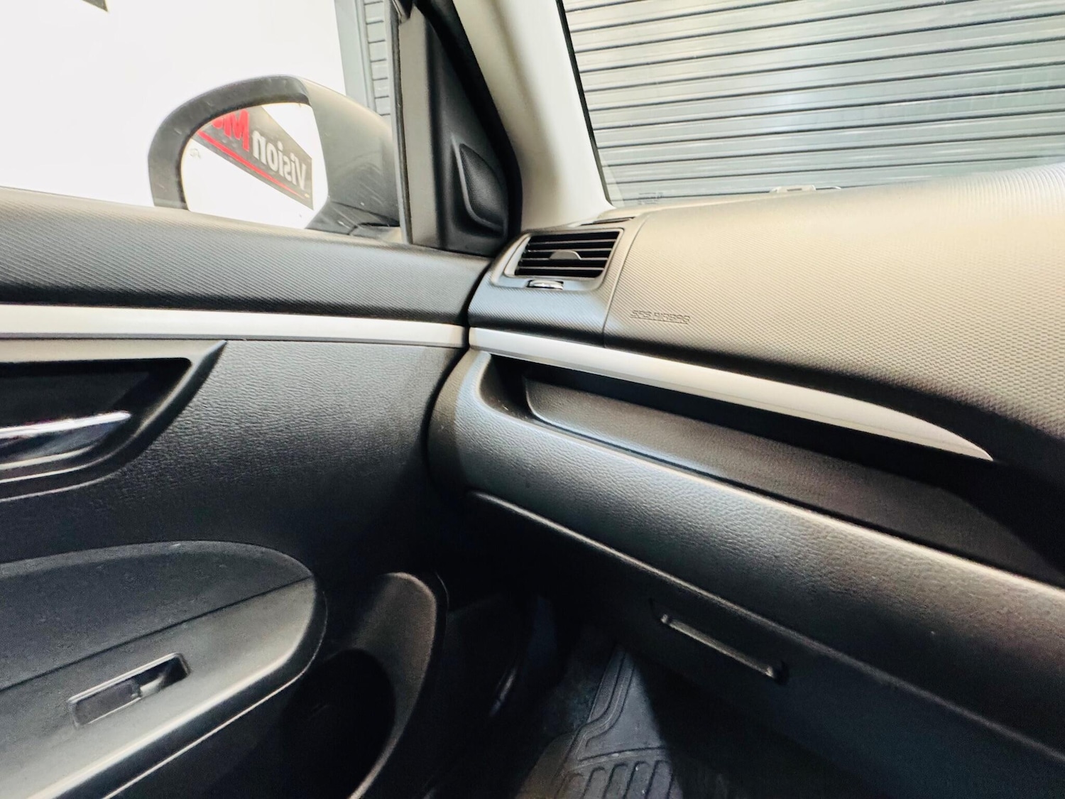 Used Suzuki Swift 2015 for sale - 76886586: Photo 25