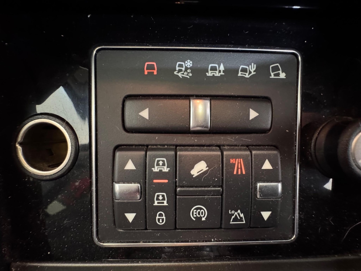 Used Land Rover Discovery 2015 for sale - 76457402: Photo 30