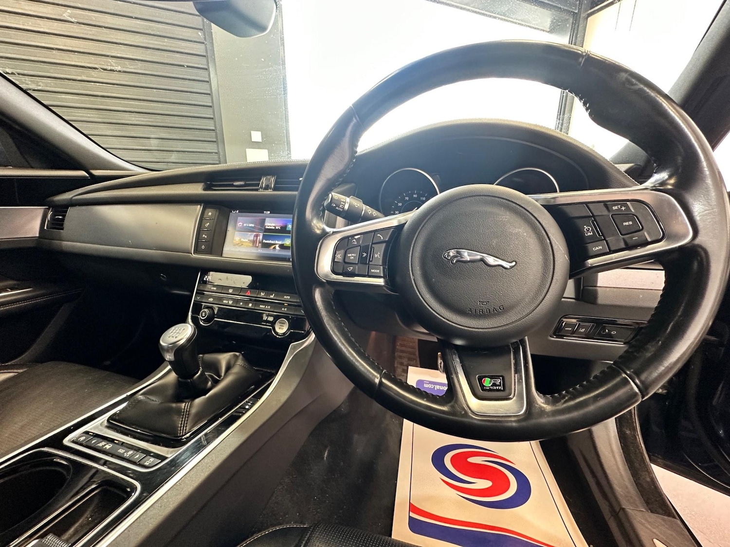 Used Jaguar XF 2017 for sale - 77120462: Photo 19