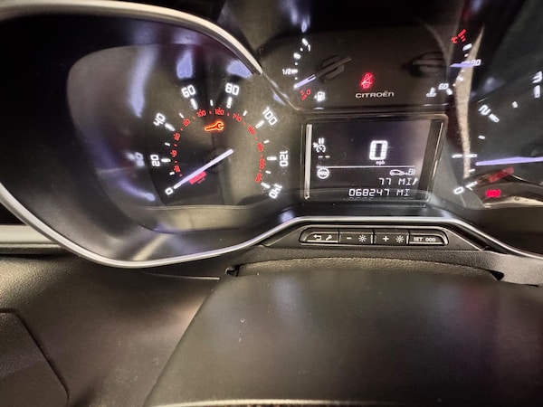 Used Citroen C3 2017 for sale - 75544040: Photo 34