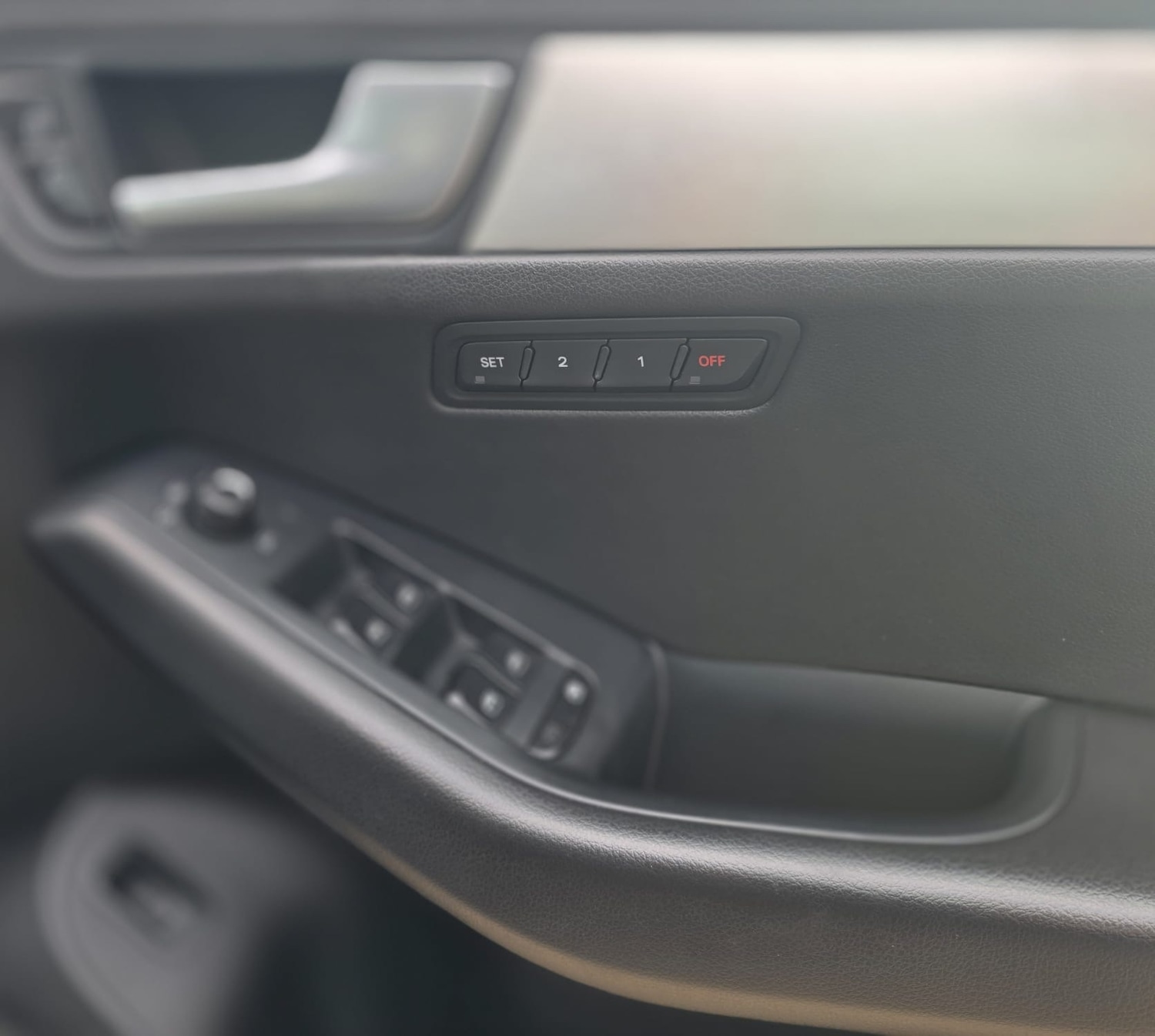 Used Audi Q5 2011 for sale - 77313871: Photo 7