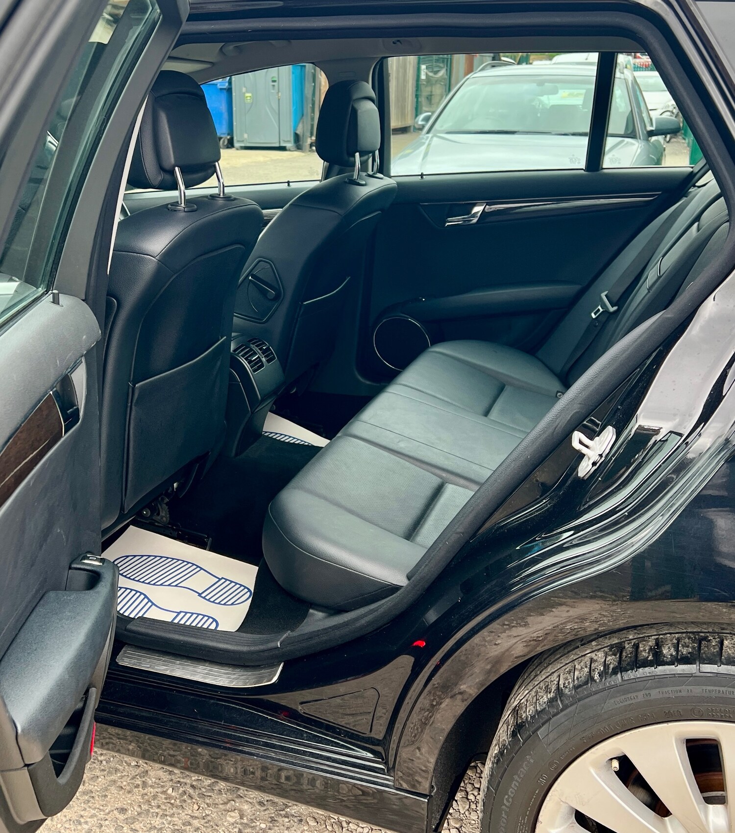 Used Mercedes-Benz C Class 2009 for sale - 77682809: Photo 14