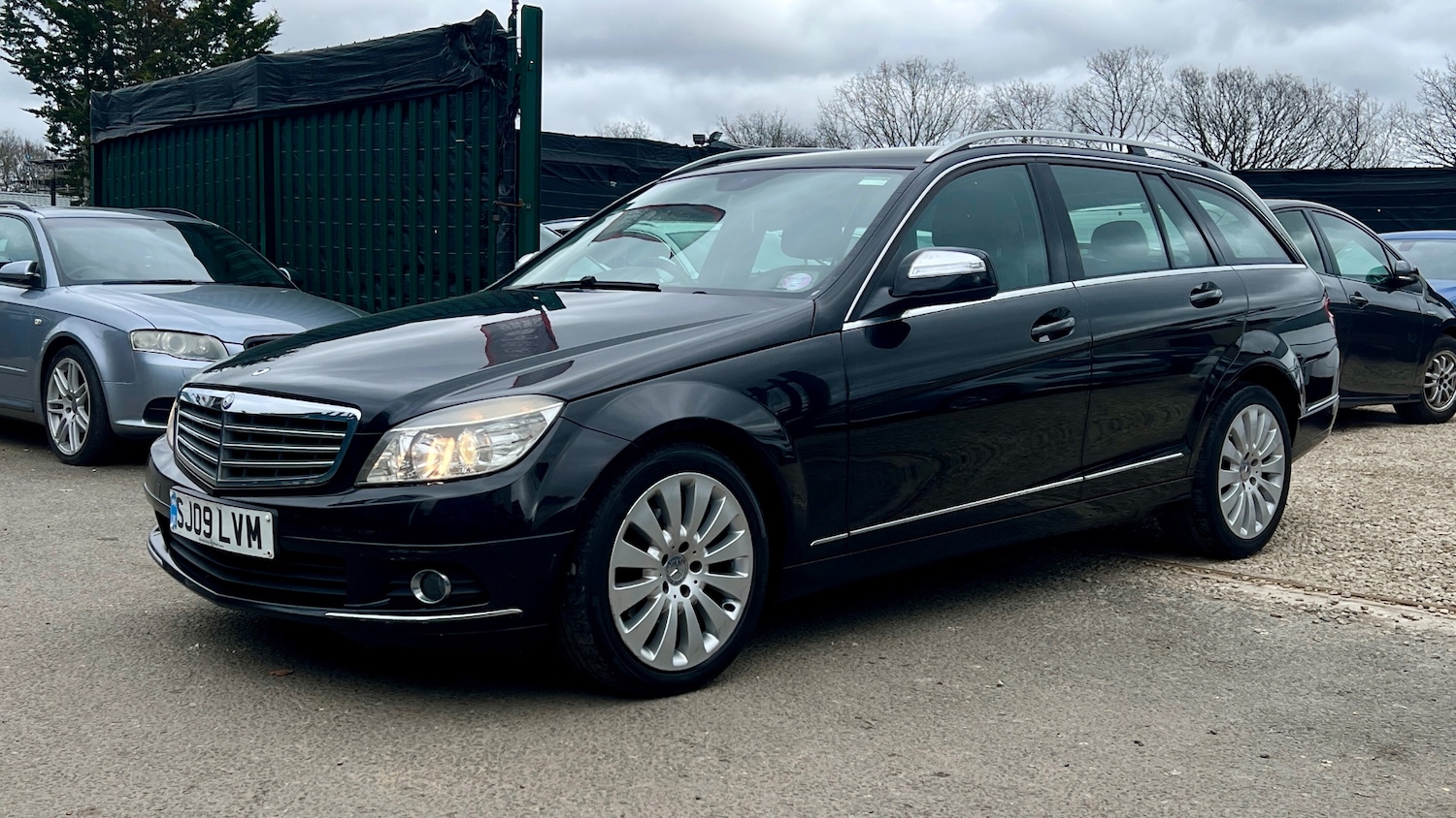 Used Mercedes-Benz C Class 2009 for sale - 77682809: Photo 2