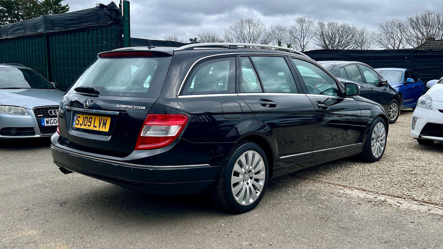 Used Mercedes-Benz C Class 2009 for sale - 77682809: Photo 5