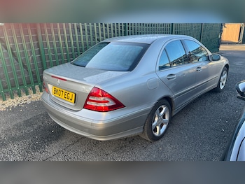 Used Mercedes-Benz C Class 2007 for sale - 77128469: Photo