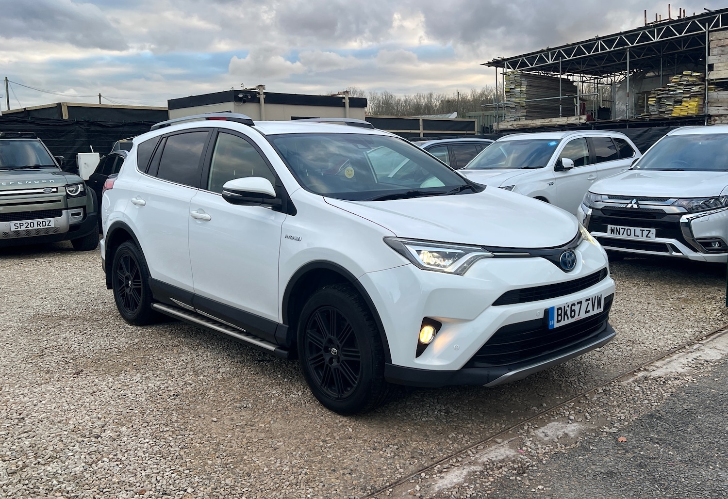Used Toyota RAV4 2017 for sale - 77438593: Photo 3