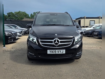 Used Mercedes-Benz V-Class 2019 for sale - 79113466: Photo