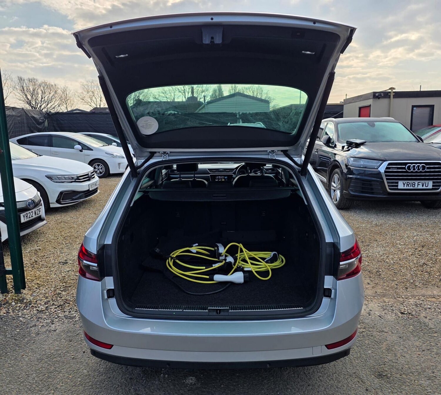 Used Skoda Superb 2020 for sale - 77732633: Photo 14