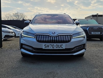 Used Skoda Superb 2020 for sale - 77732633: Photo