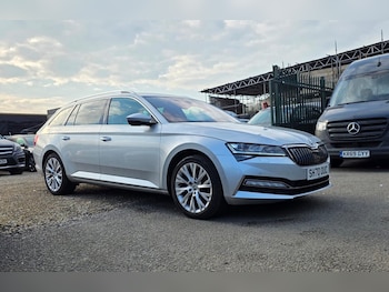 Used Skoda Superb 2020 for sale - 77732633: Photo