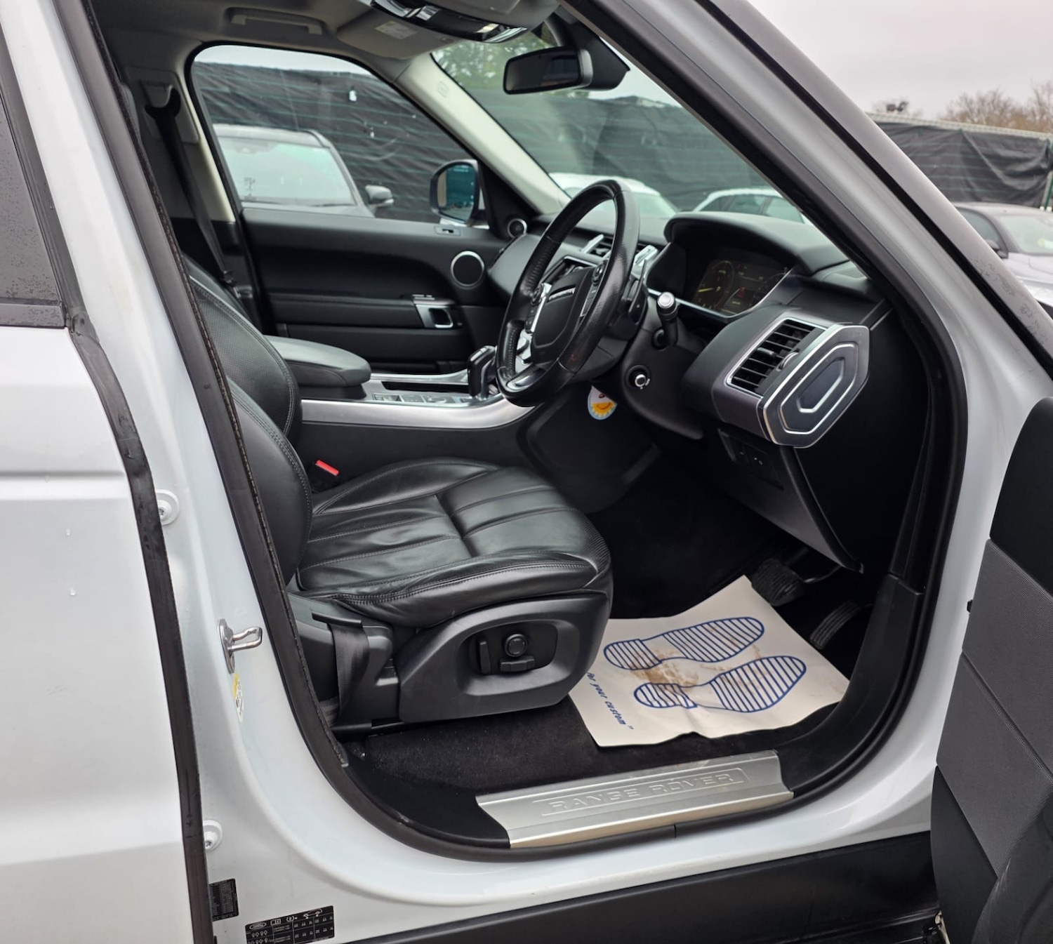 Used Land Rover Range Rover Sport 2015 for sale - 77247708: Photo 6