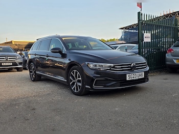 Used Volkswagen Passat 2023 for sale - 78689090: Photo