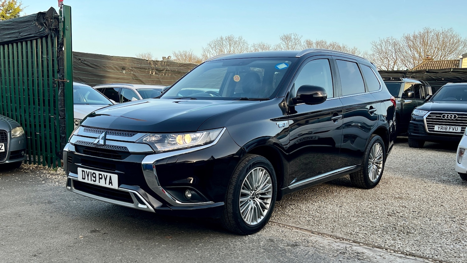 Used Mitsubishi Outlander 2019 for sale - 78135230: Photo 2