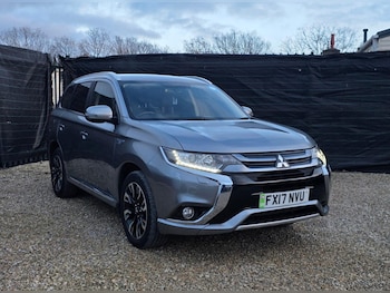 Used Mitsubishi Outlander 2017 for sale - 77125249: Photo