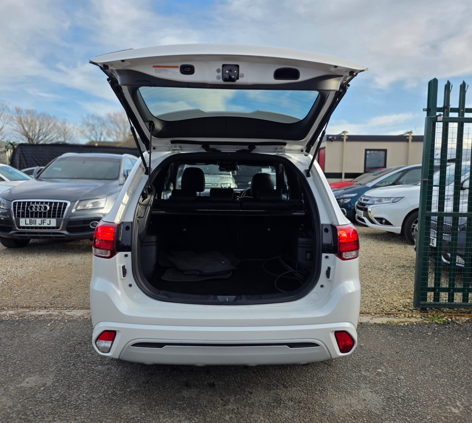 Used Mitsubishi Outlander 2020 for sale - 77314527: Photo 16