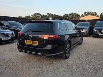 Used Volkswagen Passat 2022 for sale - 79315948: Photo