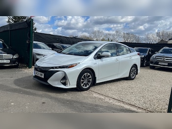 Used Toyota Prius 2021 for sale - 78057140: Photo