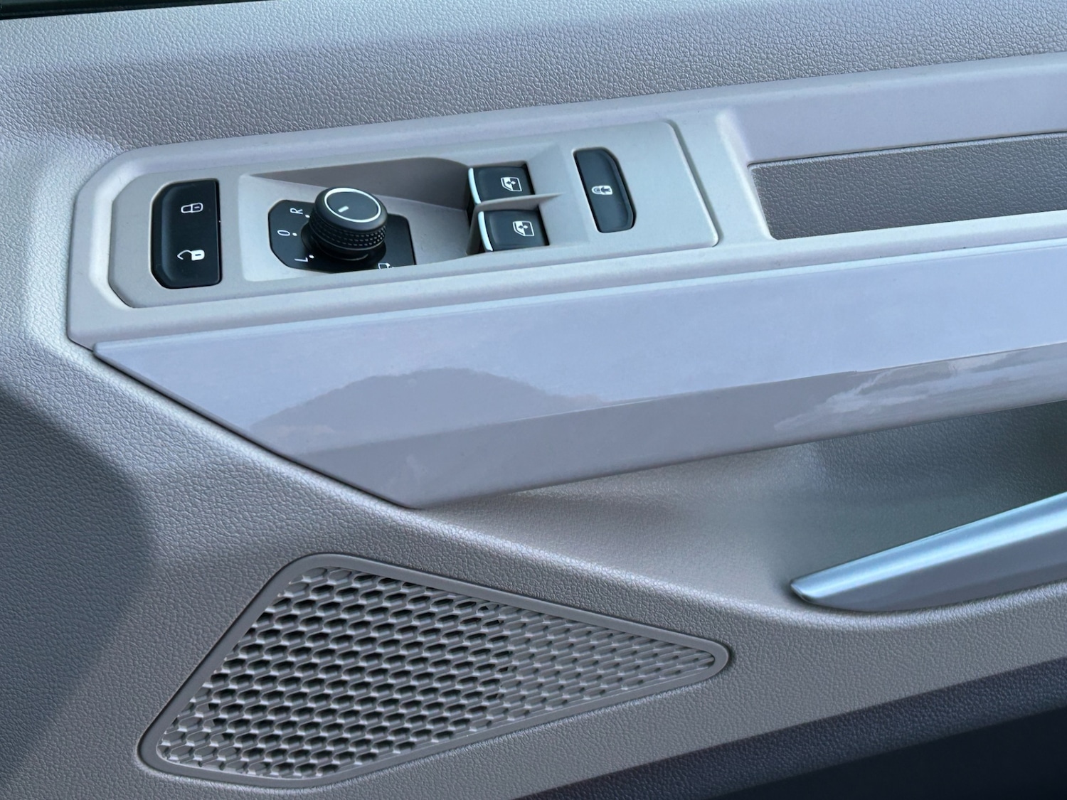 Used Volkswagen Multivan 2025 for sale - 77717817: Photo 19