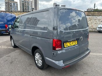 Used Volkswagen Transporter 2022 for sale - 78507688: Photo