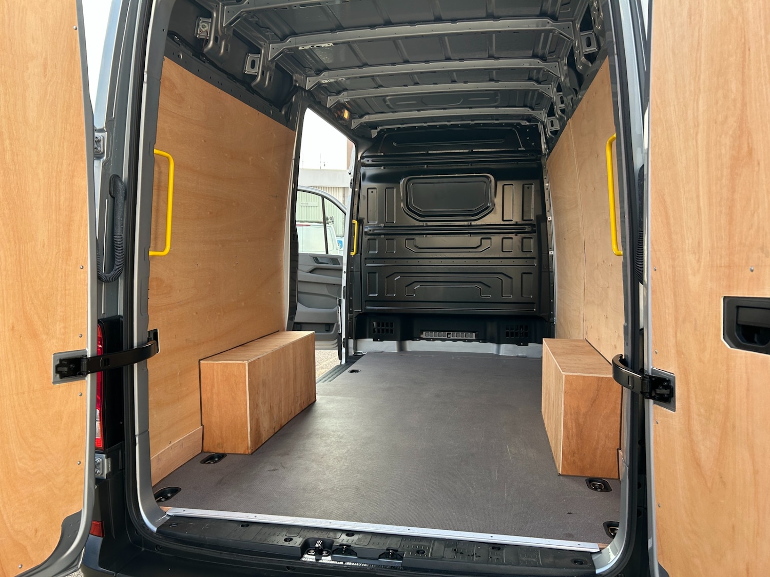 Used Volkswagen Crafter 2025 for sale - 77818497: Photo 32