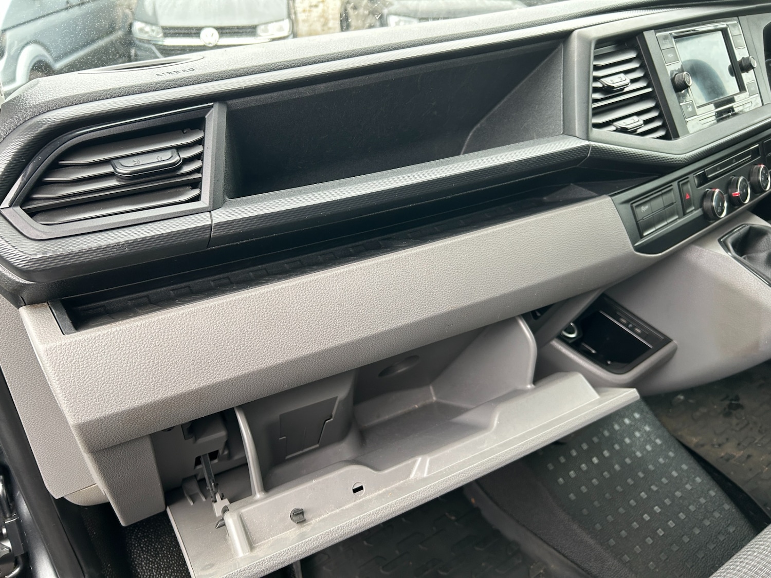 Used Volkswagen Transporter 2021 for sale - 76533752: Photo 14