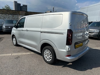 Used Volkswagen Transporter 2025 for sale - 79004248: Photo