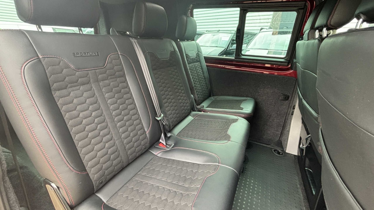 Used Volkswagen Transporter 2023 for sale - 76352704: Photo 12